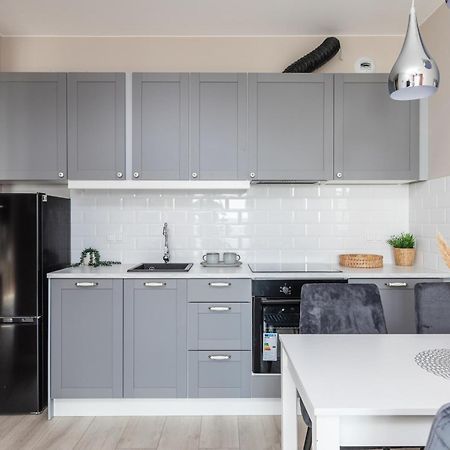 Superapart Przy Forcie 12 Warsawa Bagian luar foto